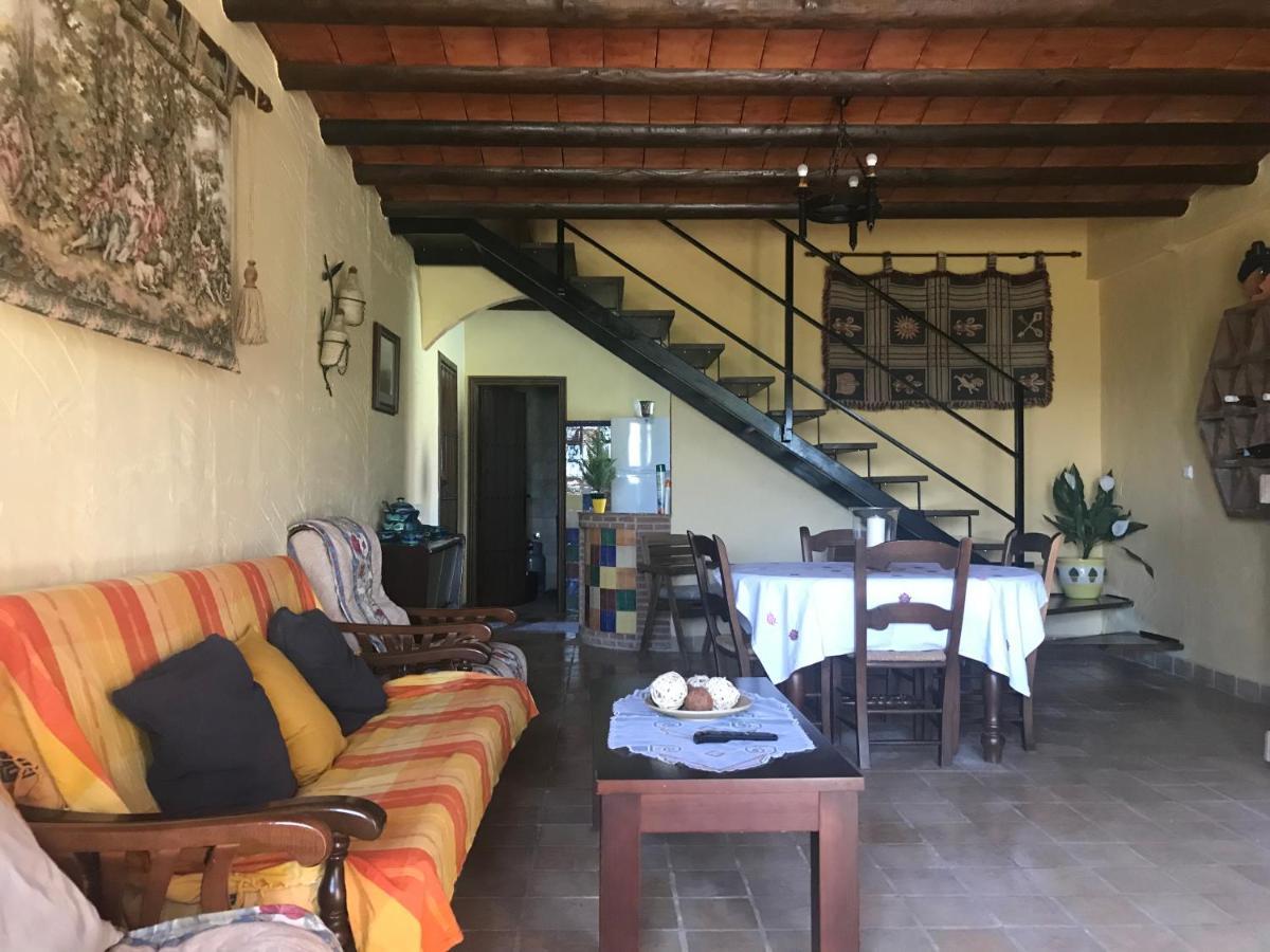 Casa Rural “Las Espinosas” ビジャヌエバ・デル・トラブコ エクステリア 写真